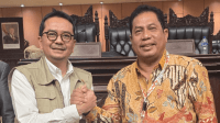 Hasbi Syamsu Ali bersama anggota DPR-RI Fraksi PKB yang juga Ketua FORKONAS CDOB, Saiful Huda (Foto: IST)