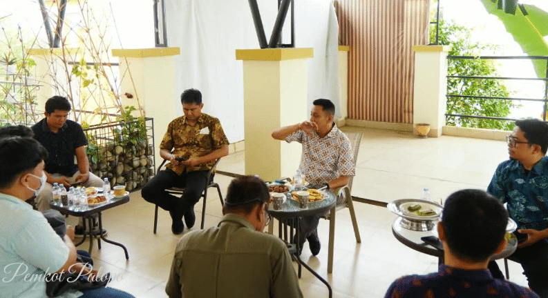 Pemkot Palopo Mulai Koordinasikan Penataan Kabel Fiber Optik